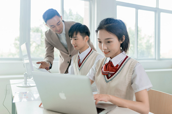 女生适合学什么？适合女生学习的专业推荐